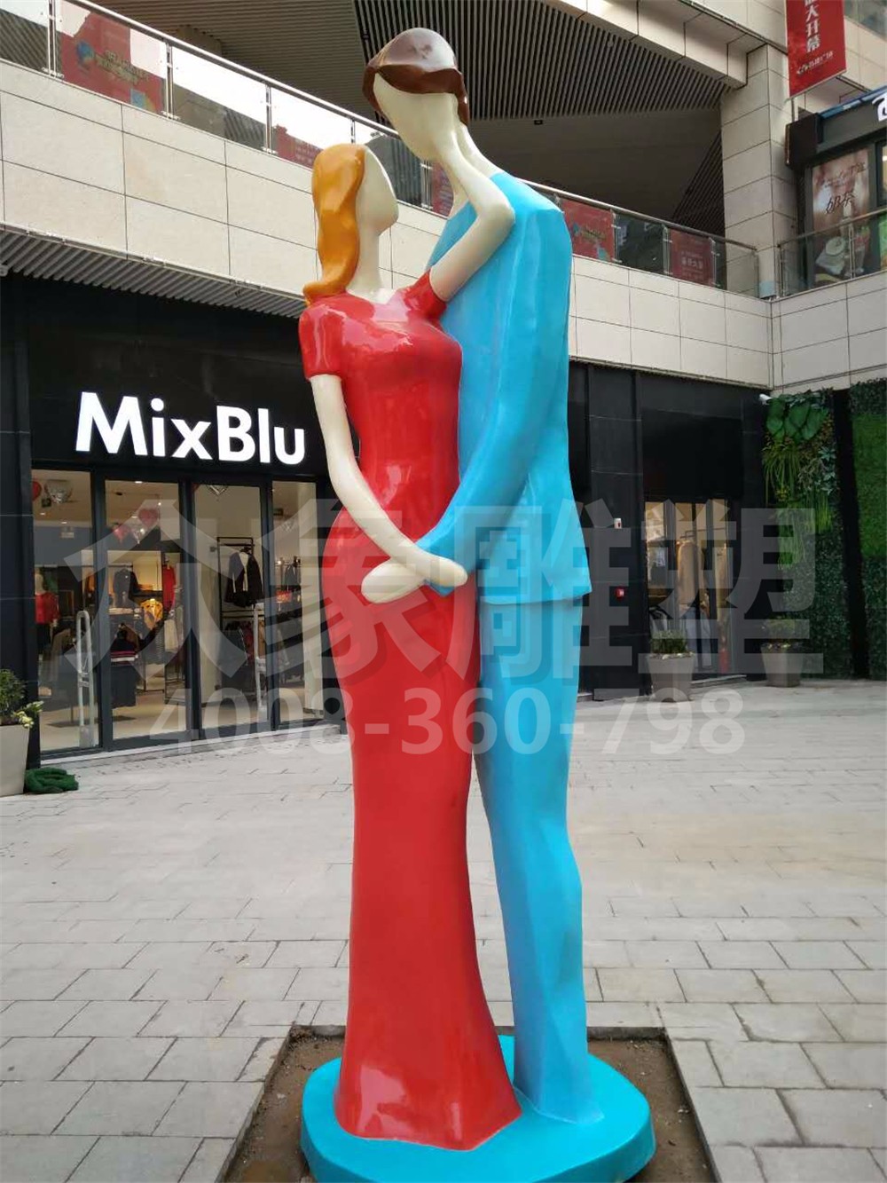 IMG_3880.JPG 抽象人像雕塑