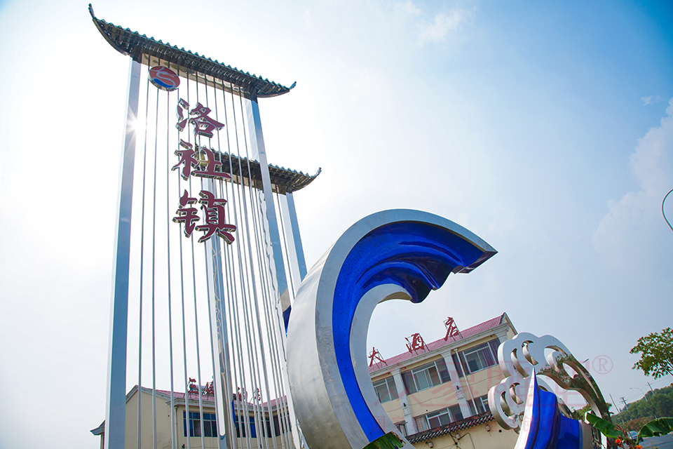 維護時如何確保精神堡壘的照明效果？