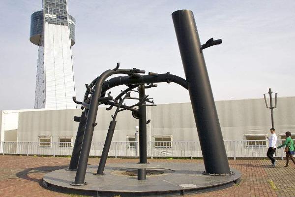 運(yùn)輸時,如何確保雕塑不被污染?